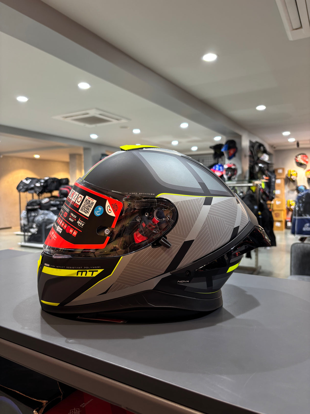 MT THUNDER 3 SV PRO NOVA B62 MATT FULL FACE HELMET