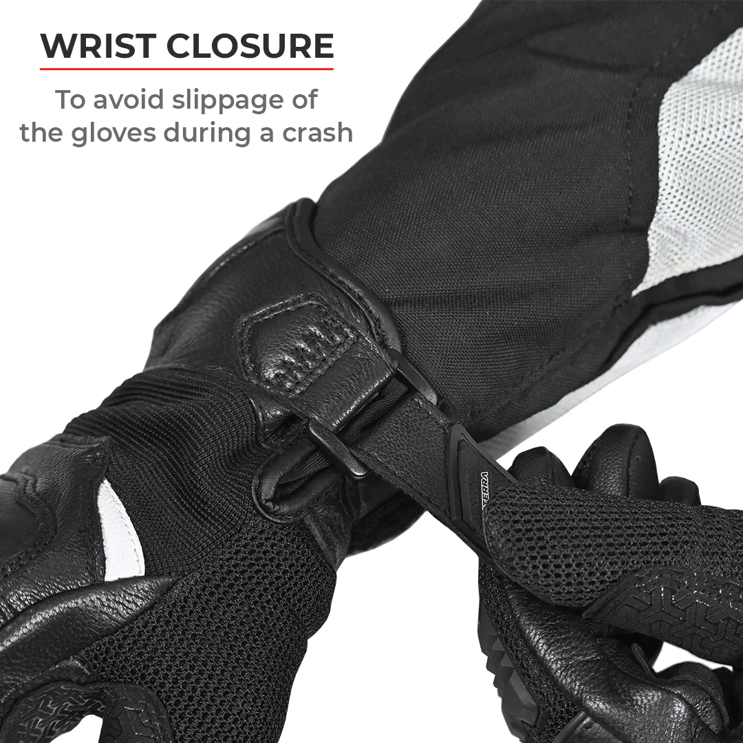 VIATERRA HOLESHOT – SHORT MOTORCYCLE RIDING GLOVES